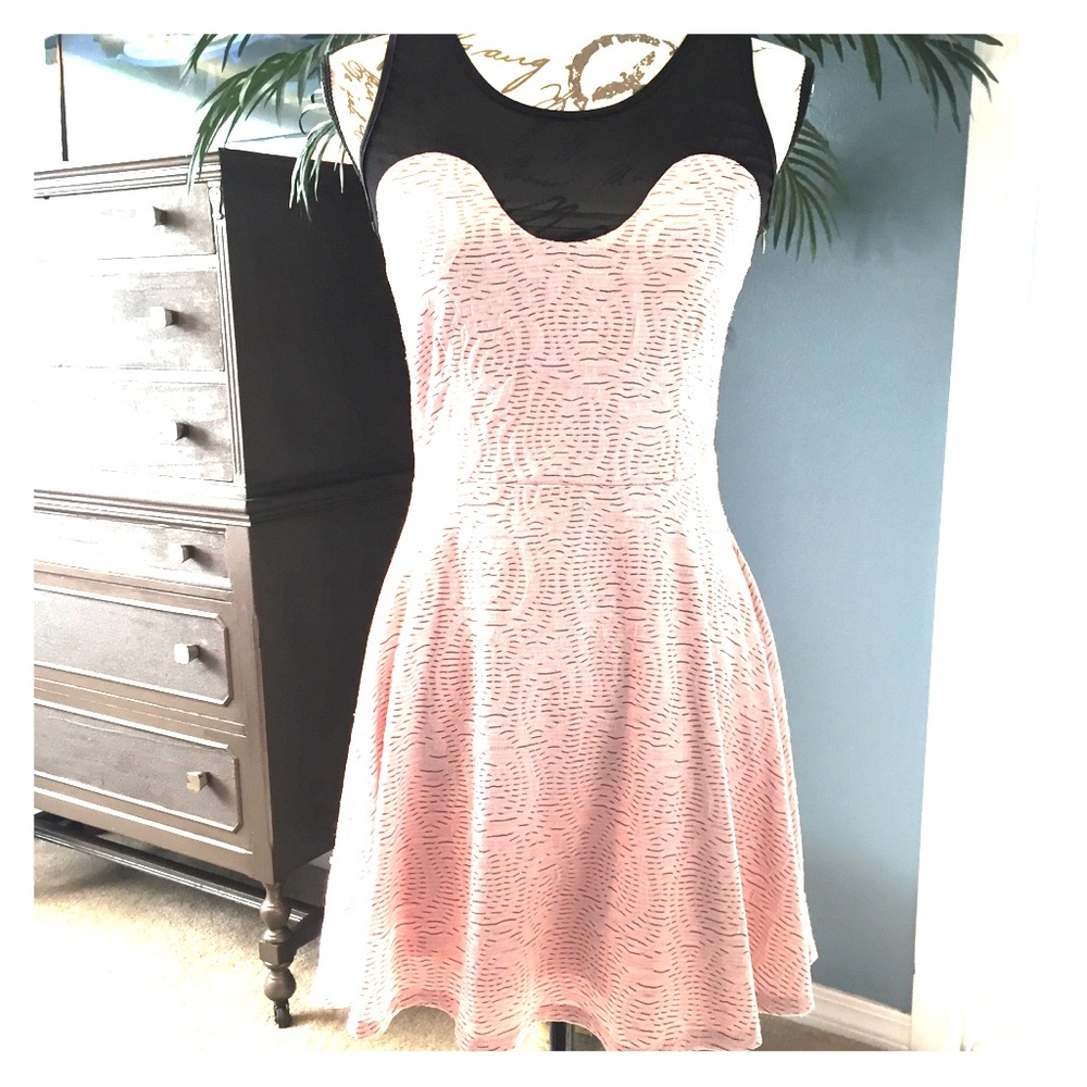 Wet seal dress (M)